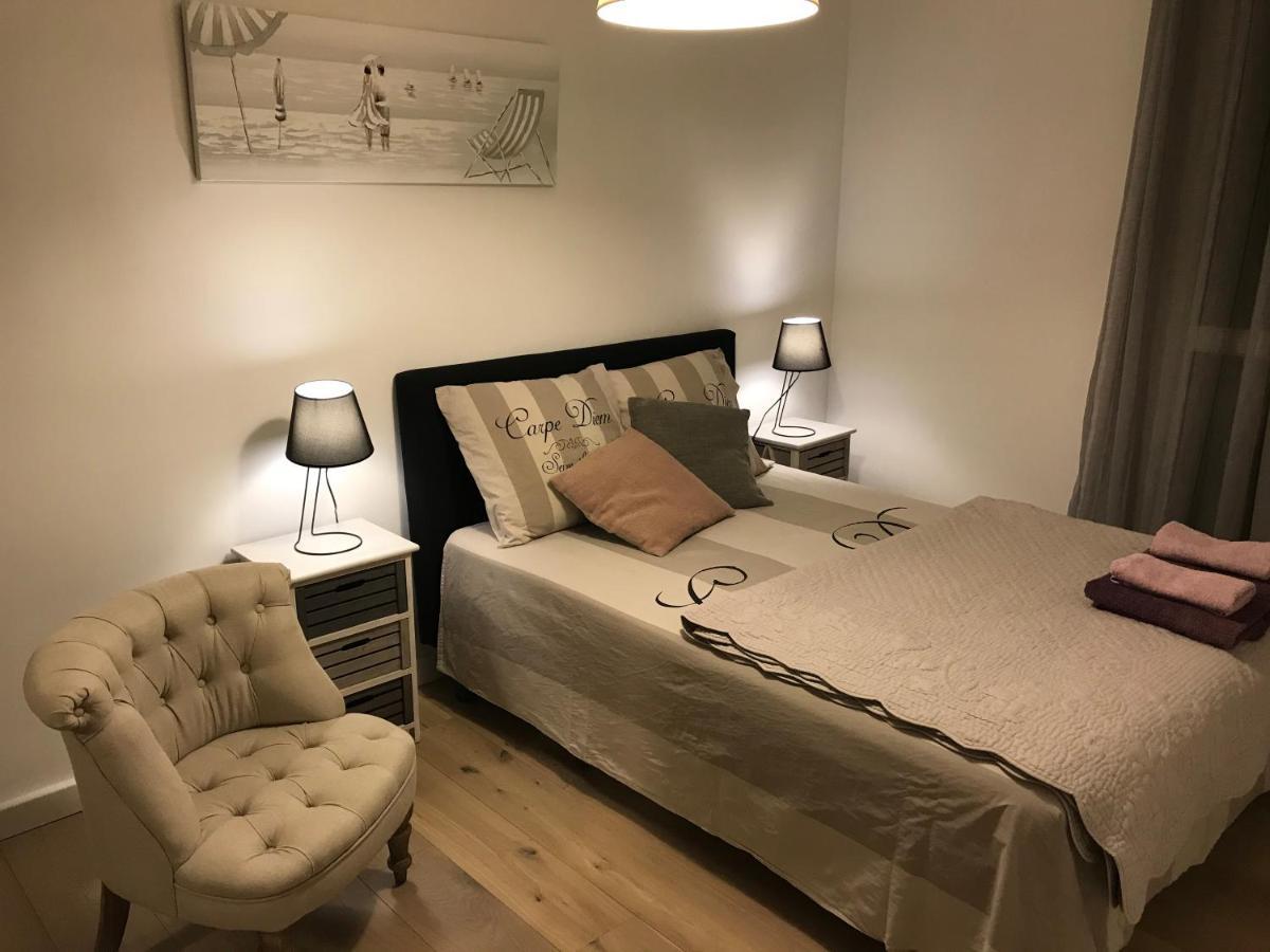 Le Cezanne, 200m Plage, Grand Balcon ,wifi, Apartment Cassis